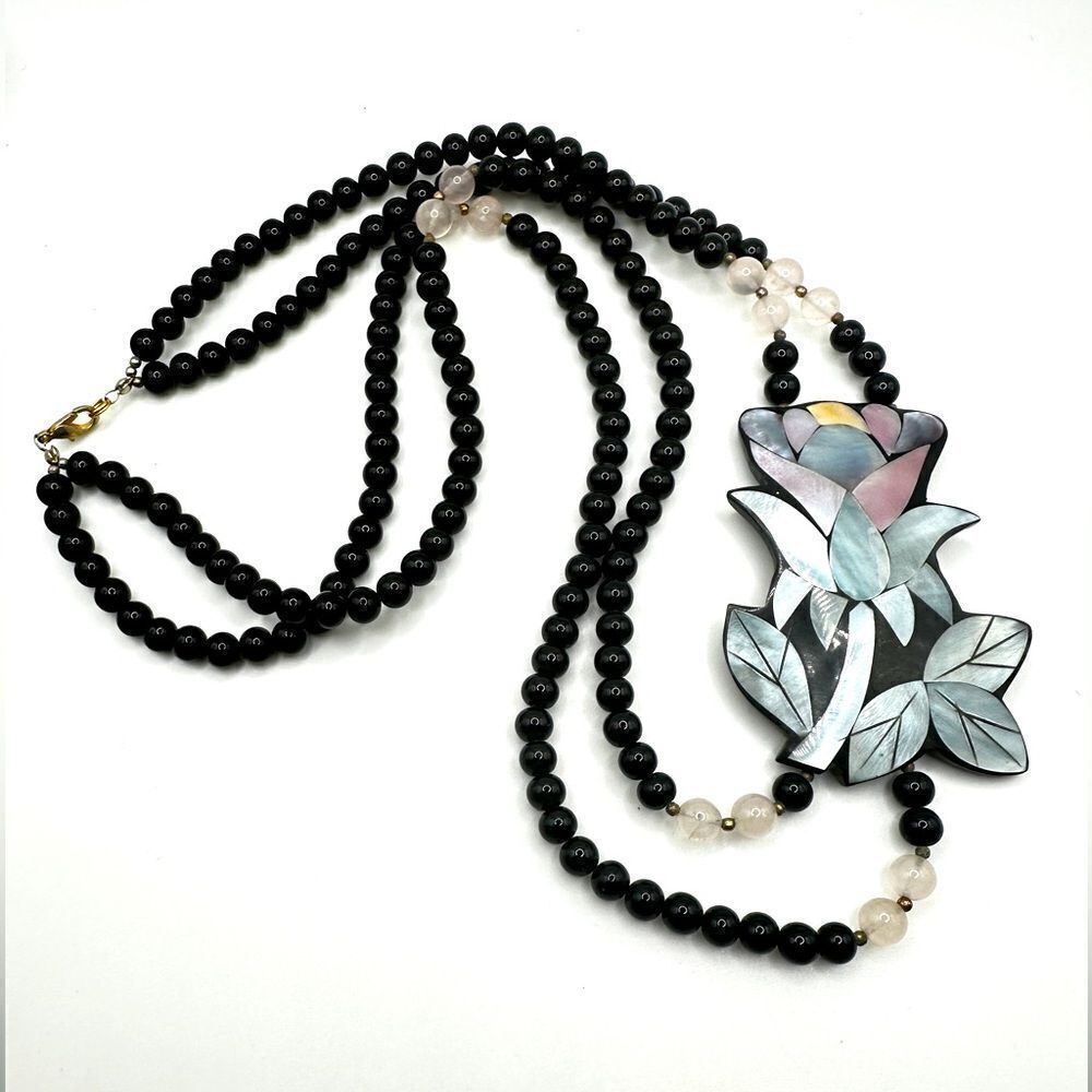 Vintage Signed Lee‎ Sands Mother of Pearl Inlay, Rose Quartz, Lucite necklace!